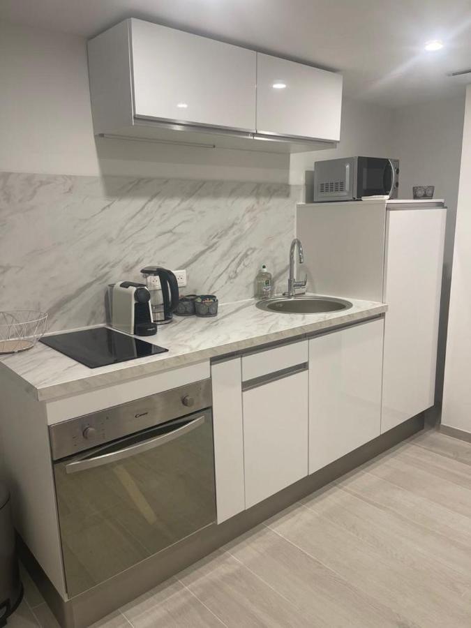 Grand Neuf A 50 M Du Port Appartement