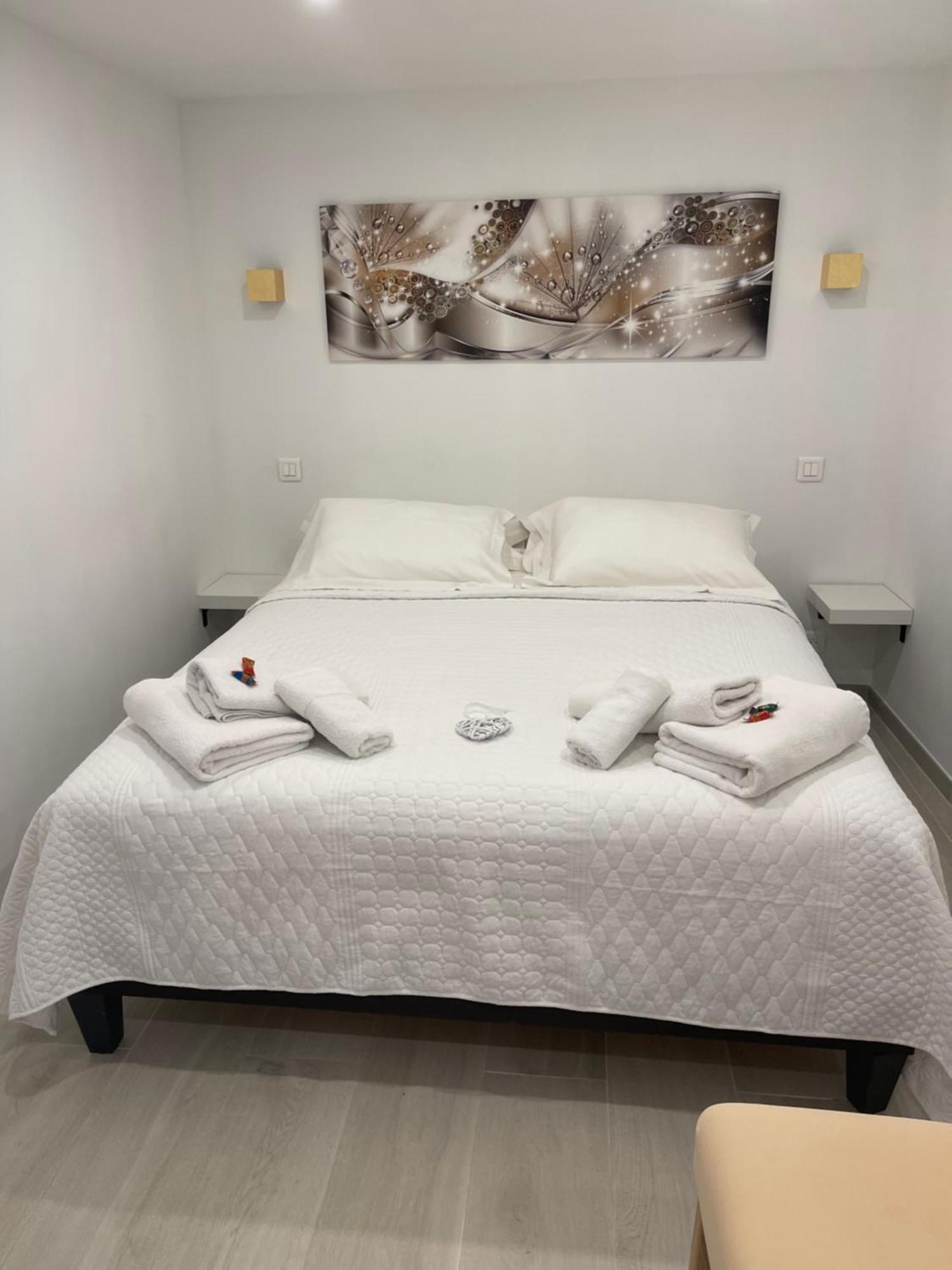 Grand Neuf A 50 M Du Port Appartement *