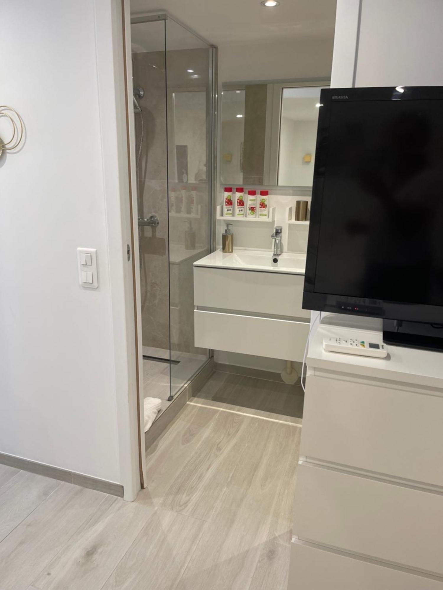 Apartment Grand Neuf A 50 M Du Port *